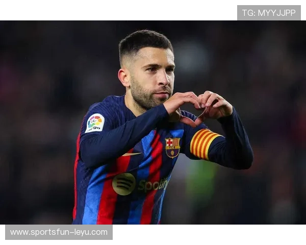 巴萨新赛季防线迎转机：阿尔巴复出在即，能否解决三场丢9球危机？